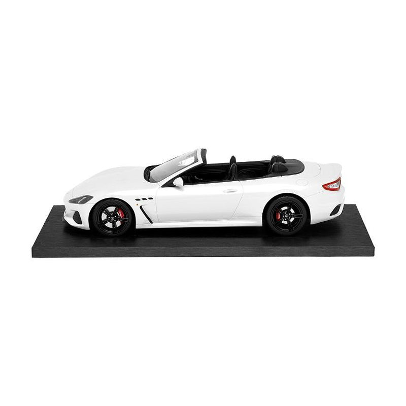 1:18 Grancabrio white tsm – MaseratiStore