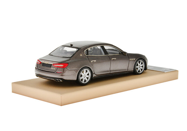 1:43 Bronzo Siena Quattroporte MY14 – MaseratiStore
