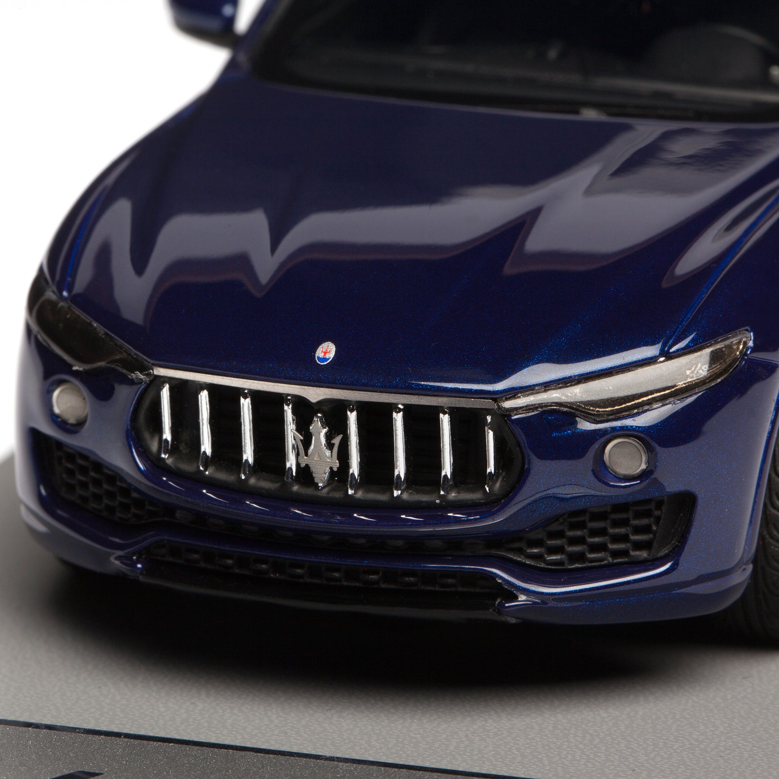 1:43 Levante Blu Emozione – MaseratiStore