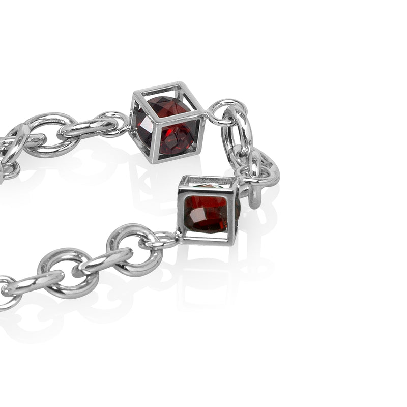 WOMEN'S BRACELET WITH NATURAL RED STONES