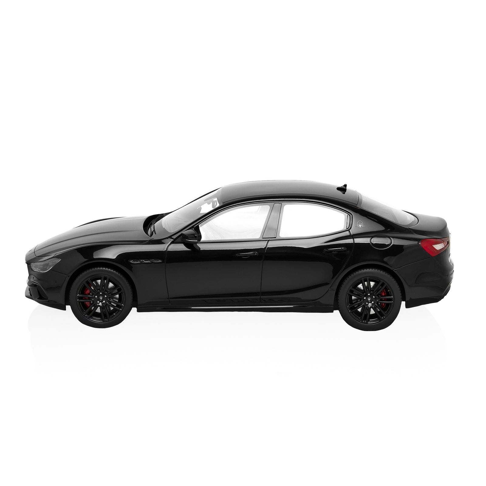 1:18 Ghibli MY19 Nerissimo – MaseratiStore