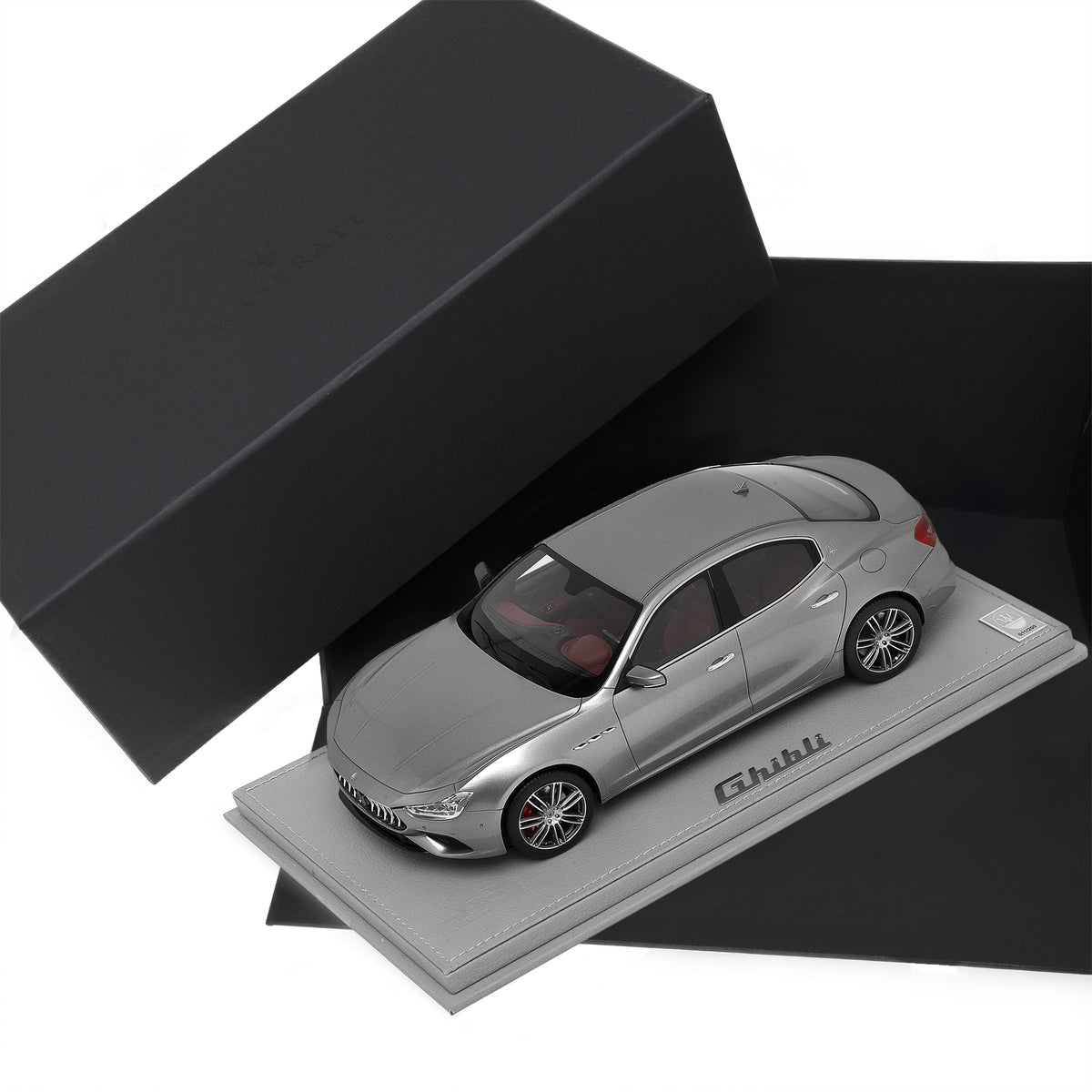 MASERATI Ghibli 1/18 マセラティ　ギブリ KKスケール KK scale 1/18 Maserati Ghibli Coupe 1969 ブルー